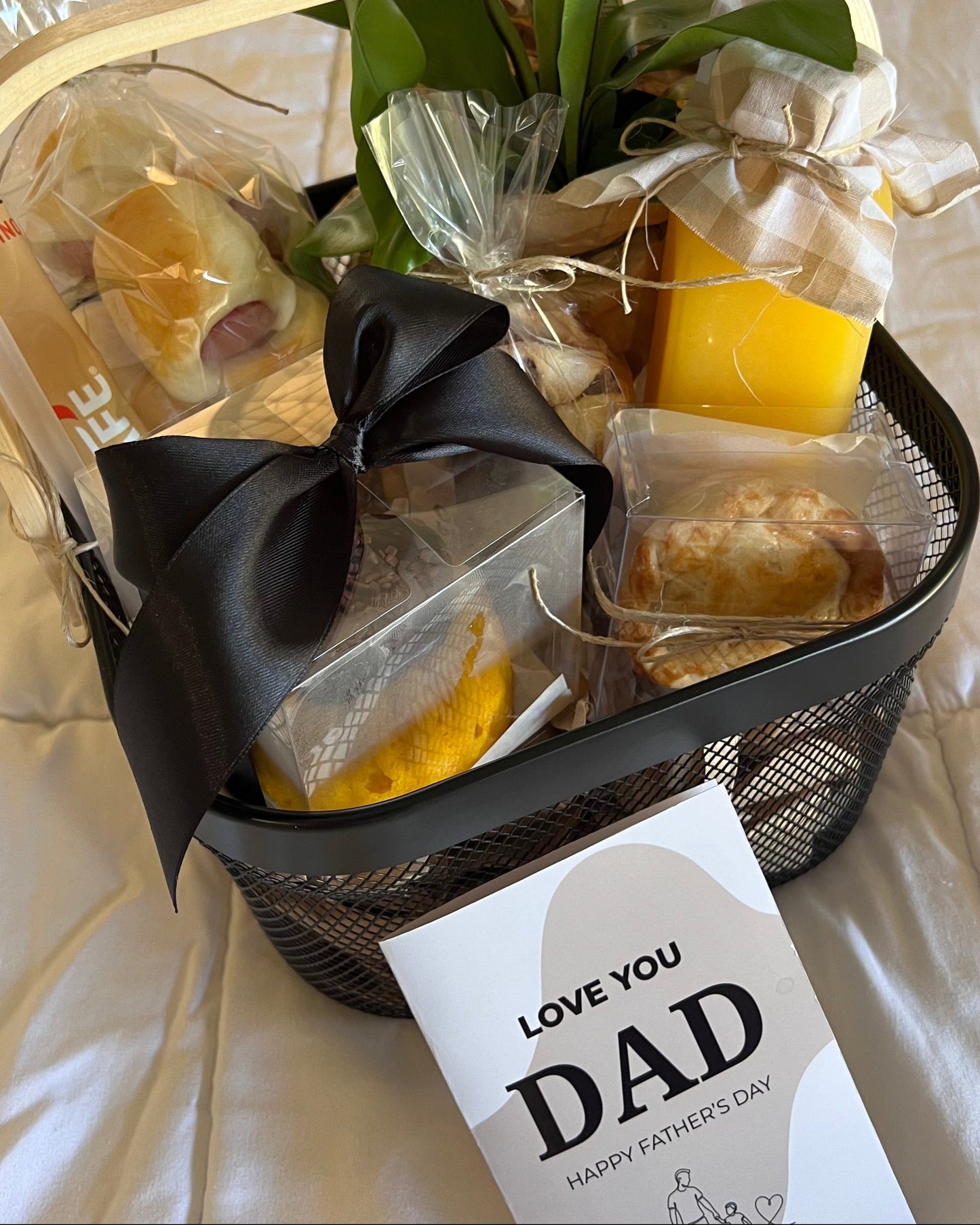 Dad's Brekkie Basket