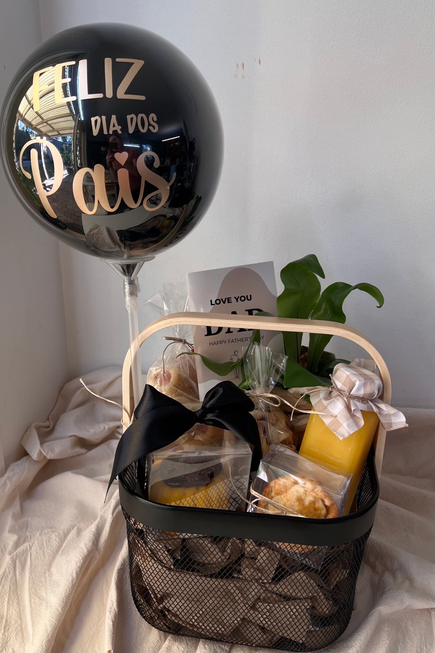 Dad's Brekkie Basket